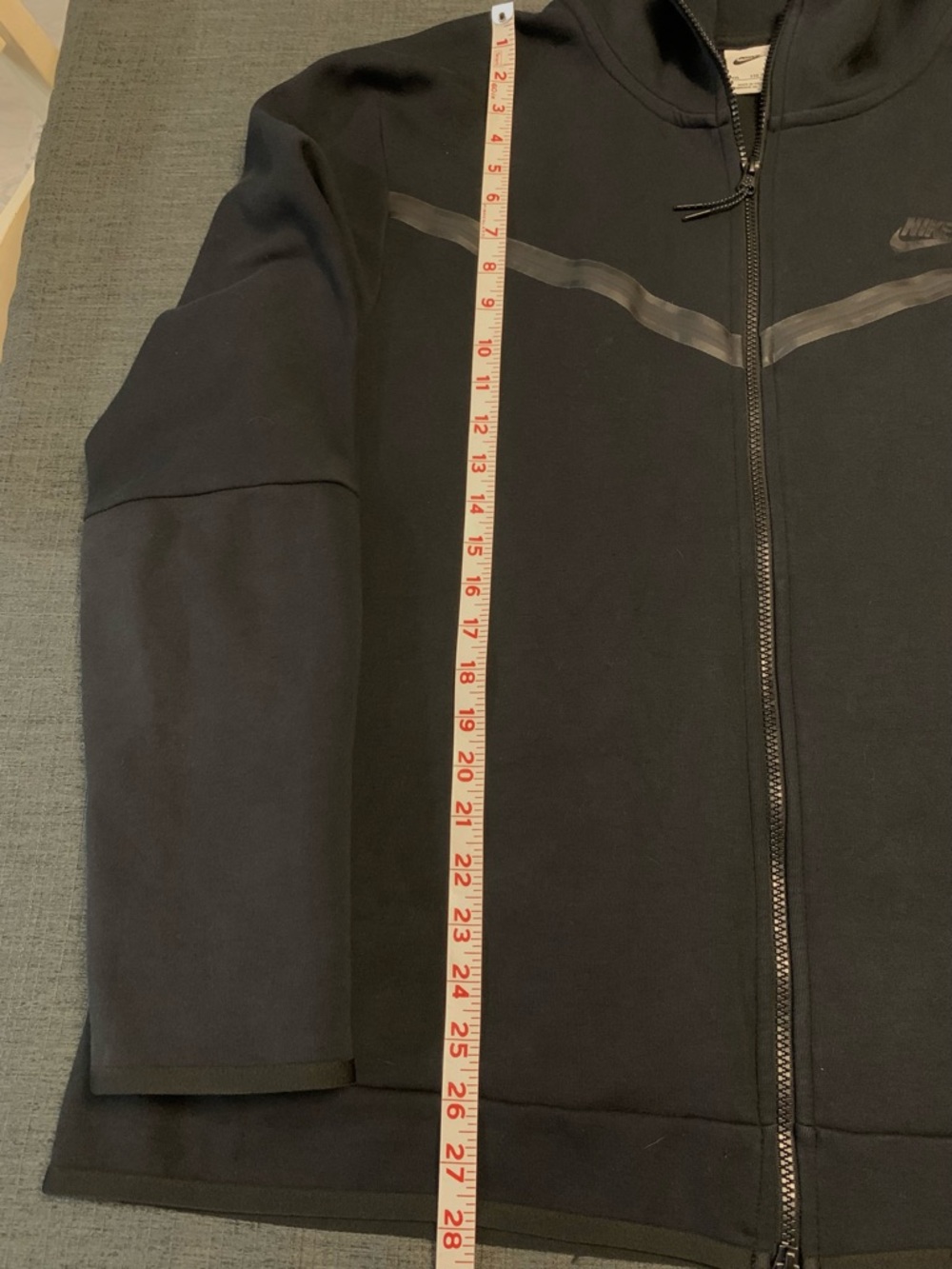 Nike Men's Tech Fleece Black Zip-Up Hoodie, XXL, CU-4489-010 - Picture 9 of 9